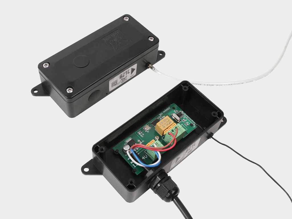 Кромка безопасности DH-Sensor-KIT для обеспечения безопасности использования секционных автоматических ворот